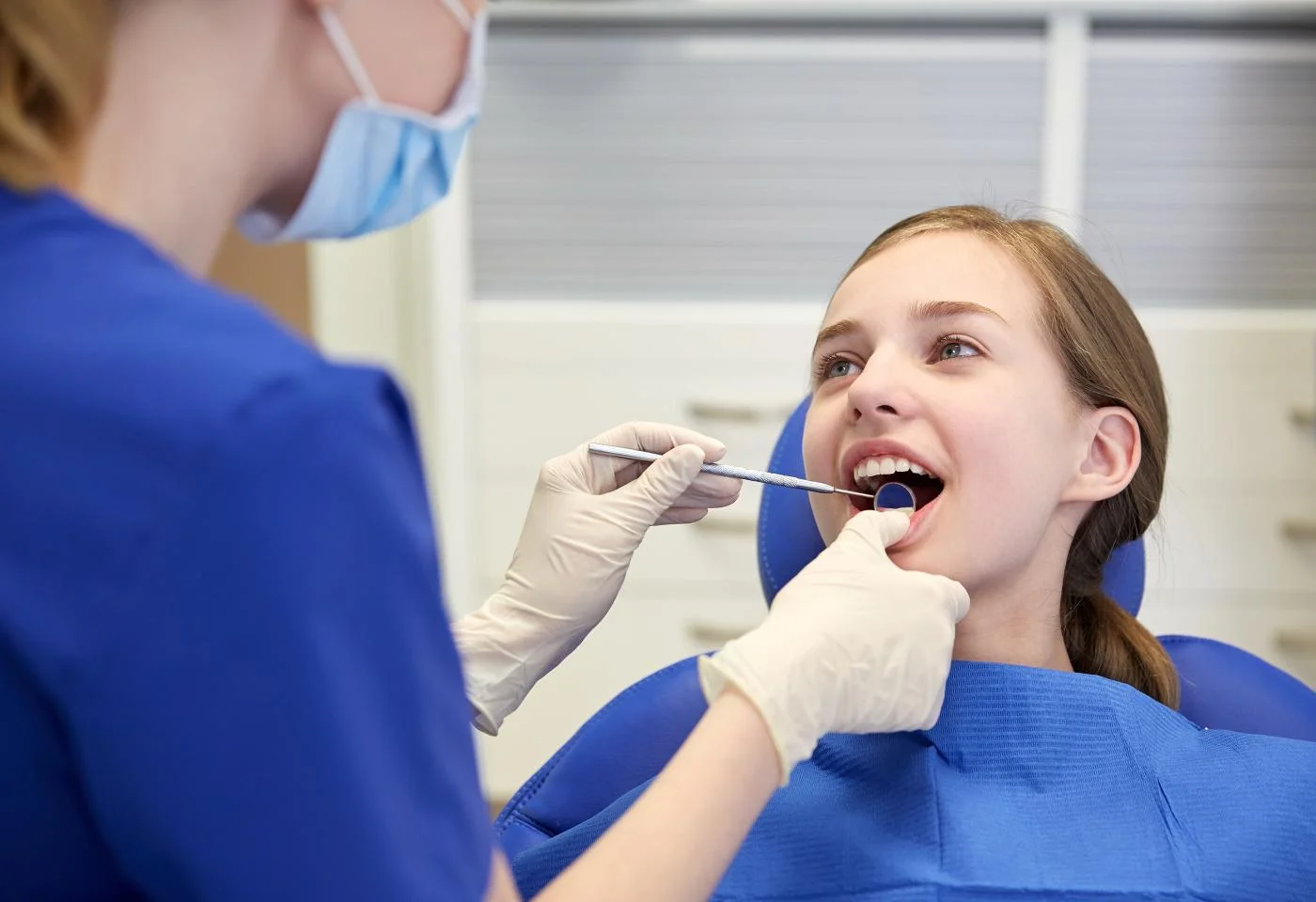 Restorative dentistry for teens receiving dental care
